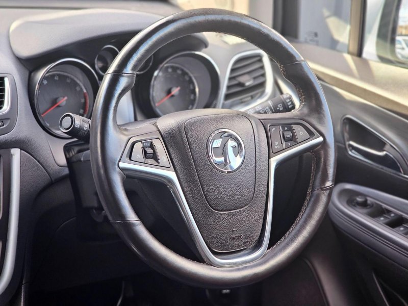 VAUXHALL MOKKA