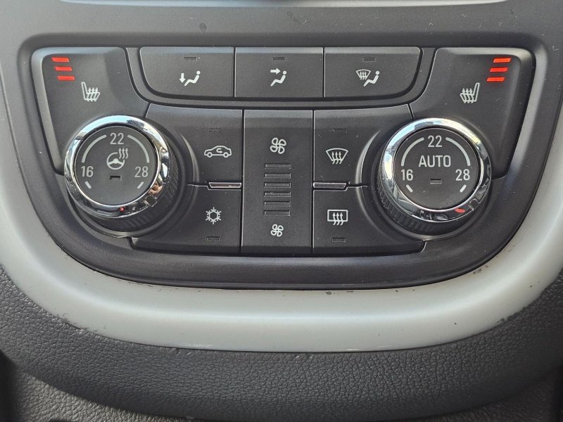 VAUXHALL MOKKA