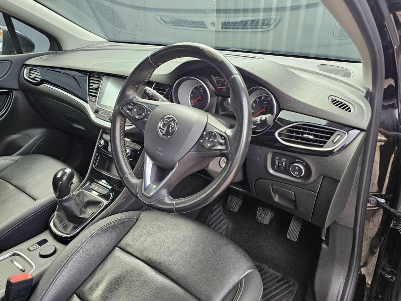 VAUXHALL ASTRA