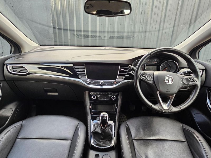 VAUXHALL ASTRA