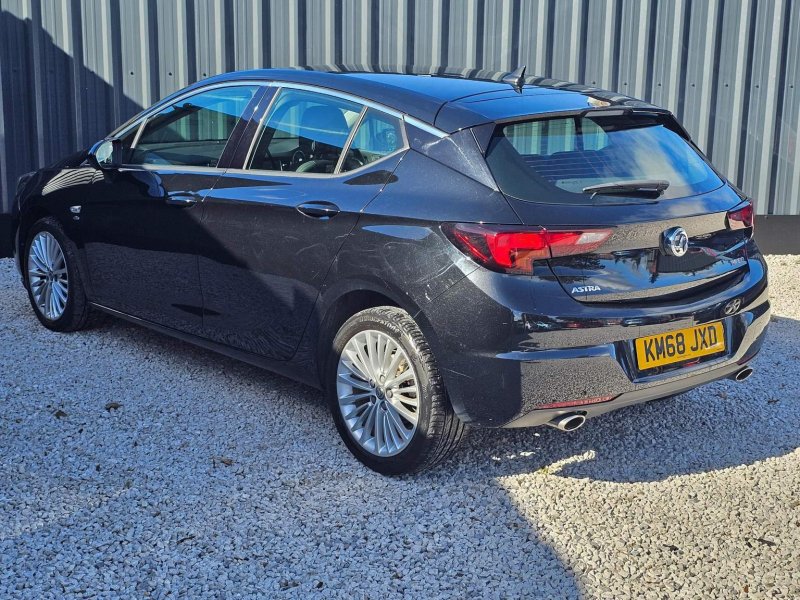 VAUXHALL ASTRA