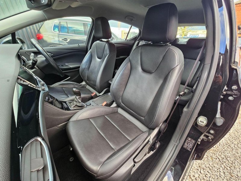 VAUXHALL ASTRA