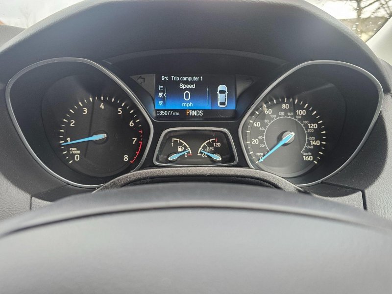 FORD FOCUS