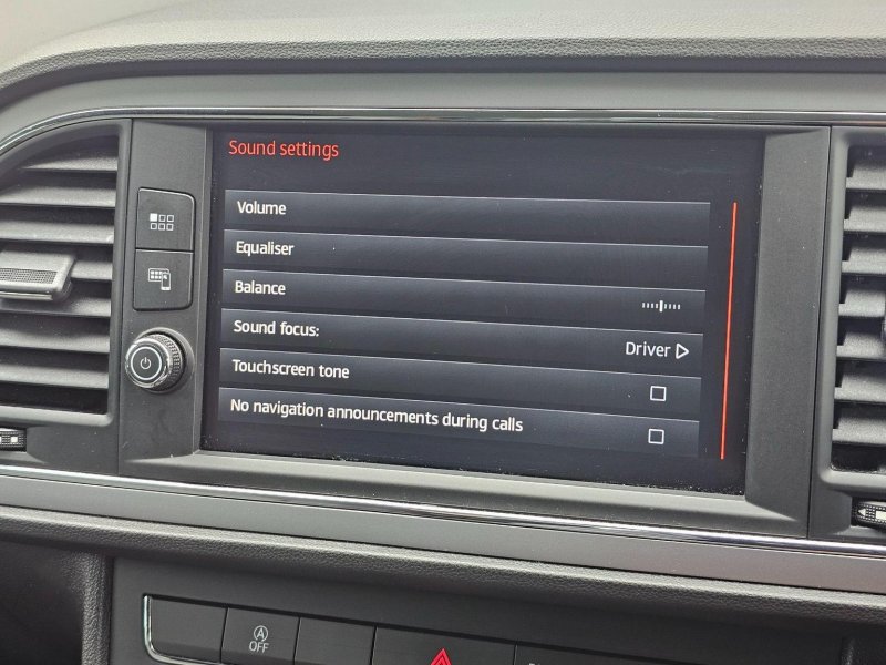 SEAT LEON
