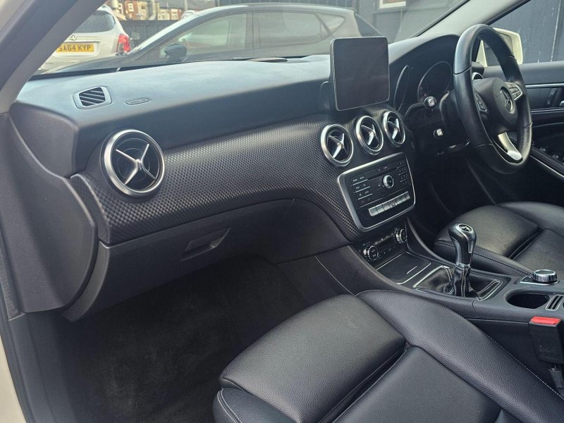MERCEDES-BENZ A CLASS