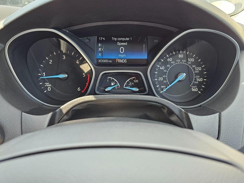 FORD FOCUS