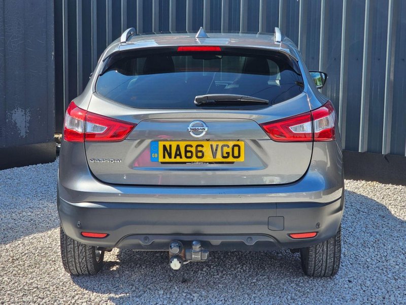 NISSAN QASHQAI